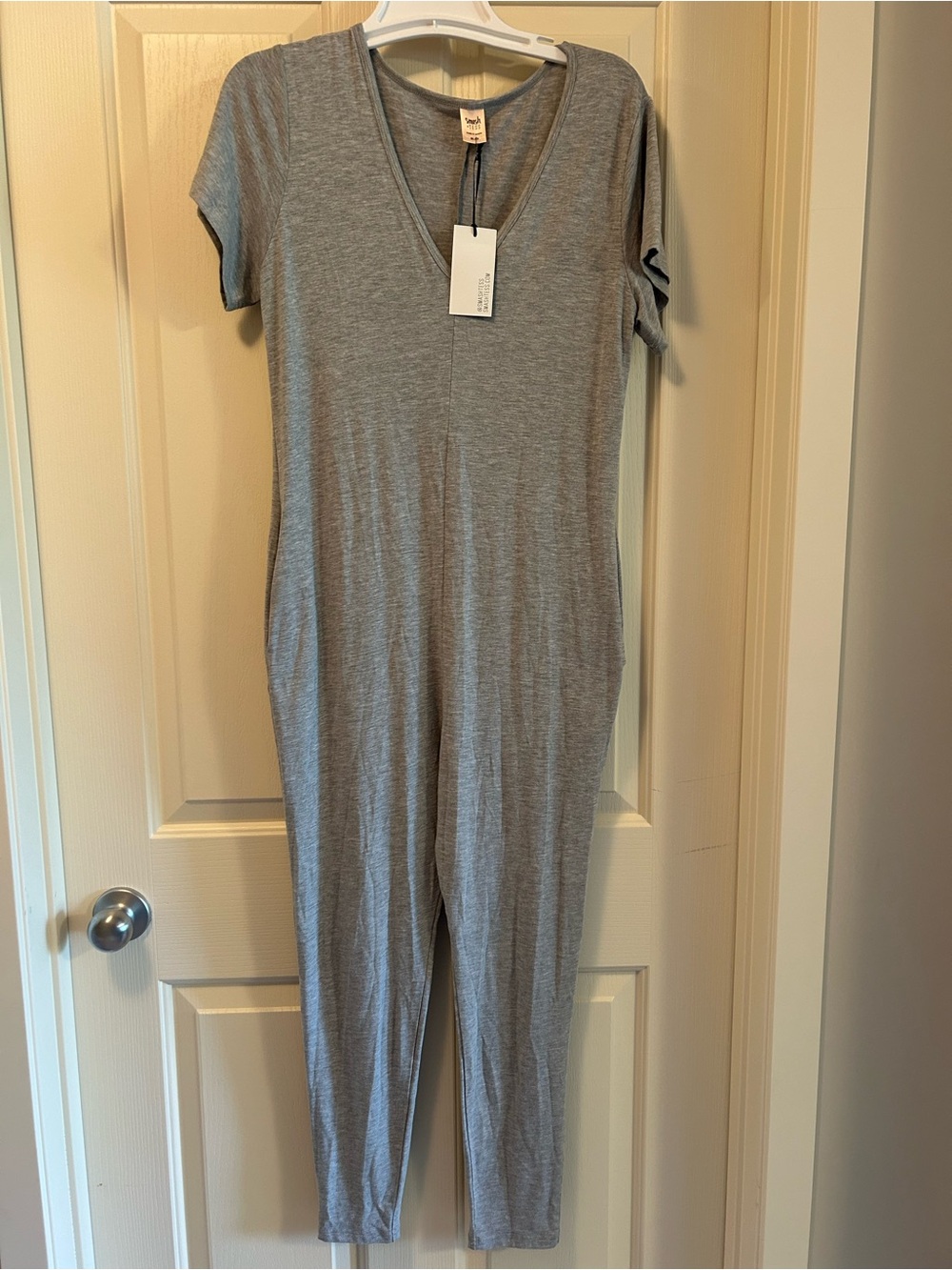 Smash + Tess NWT Heather Gray V-Neck rompers